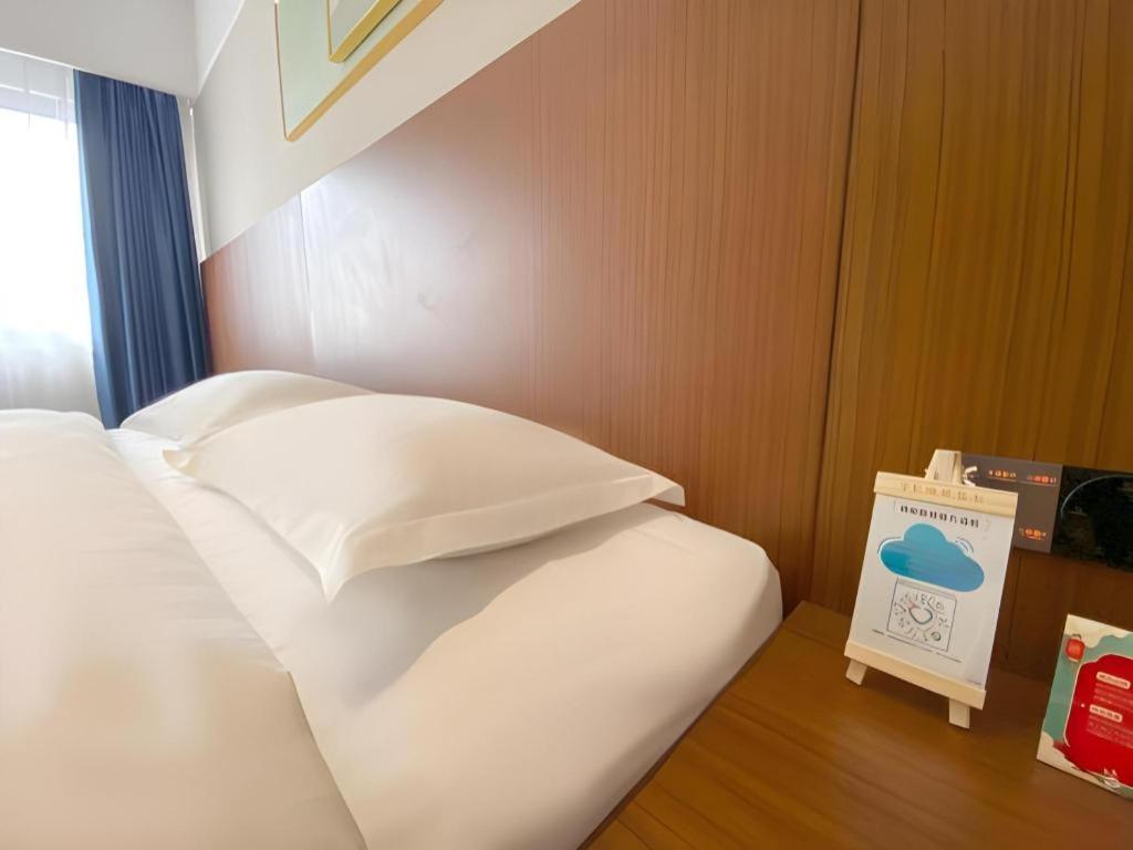 Carrianna Hotel Foshan Exterior foto